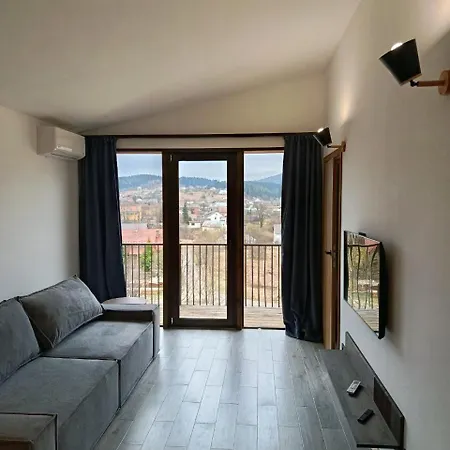 Nafta Lux Aparthotel