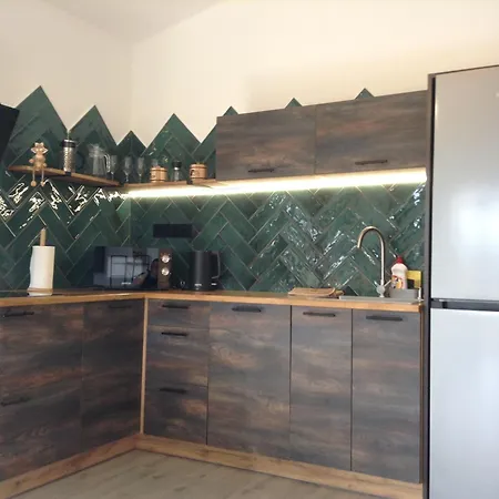 Nafta Lux Aparthotel Skhidnytsia